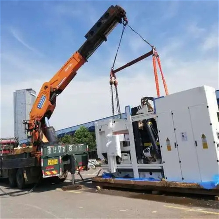 平邑附近小吊车联系方式|8-16吨|本地及时服务